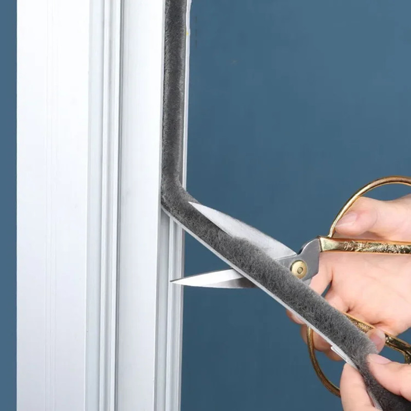 10M Self Adhesive Brush Strip  – Window Lock Bar recenzja i cena
